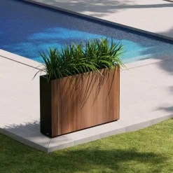 Fioriera Alta Herstera DECO PLANTER DIVIDER 25 in Metallo colore Nero e Pannello Effetto Legno 120x25x80 cm