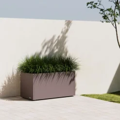 Fioriera Herstera PLANTER 50 in Metallo colore Grigio Scuro 100x50x50cm